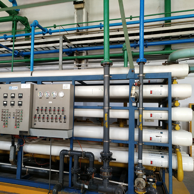 反滲透膜設(shè)備800-1.jpg